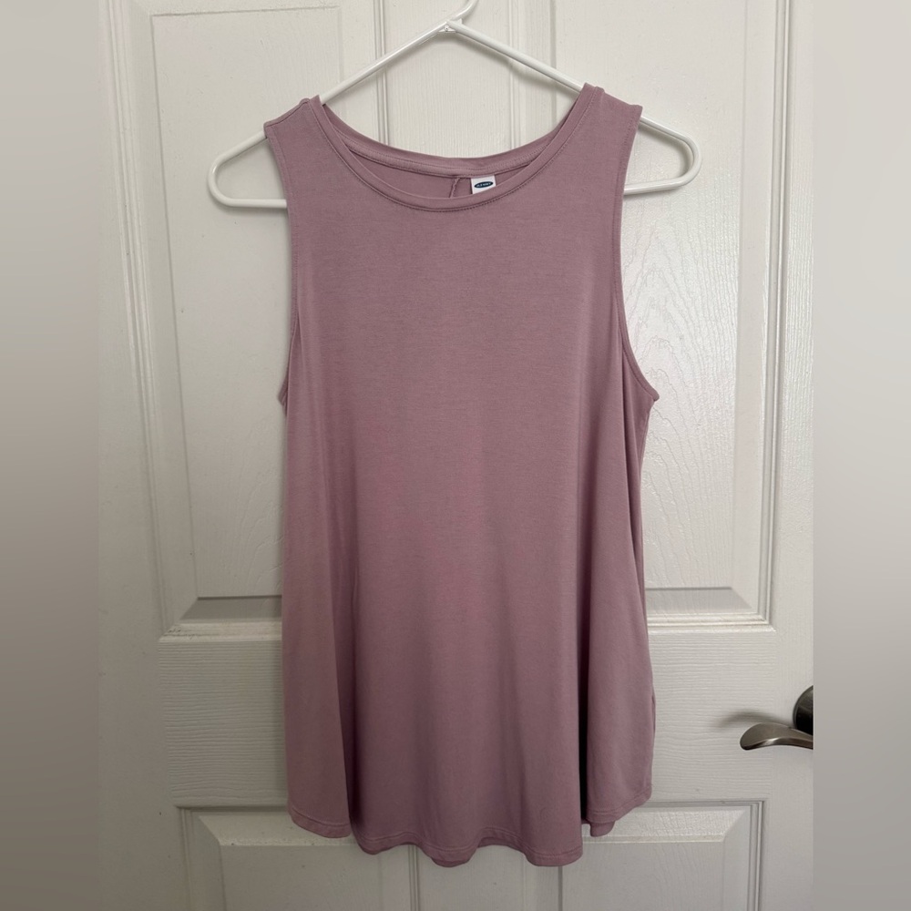 ⭐️ Old Navy Luxe Tank